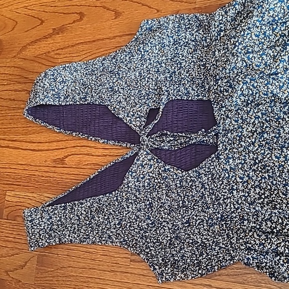 Smocked  Bodice Hudson Gray Blue Floral Sleeveless Maxi Dress - Picture 14 of 14